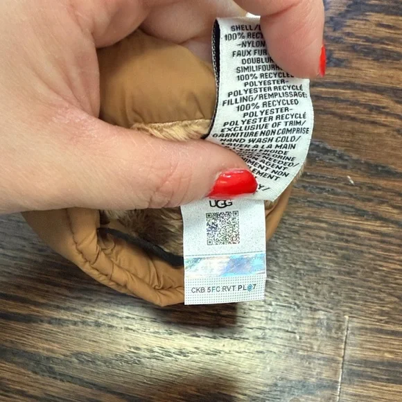 UGG AW UGGfluff Mitten - Picture 5 of 7